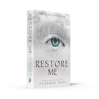 Pre order : RESTORE ME by Tahereh Mafi